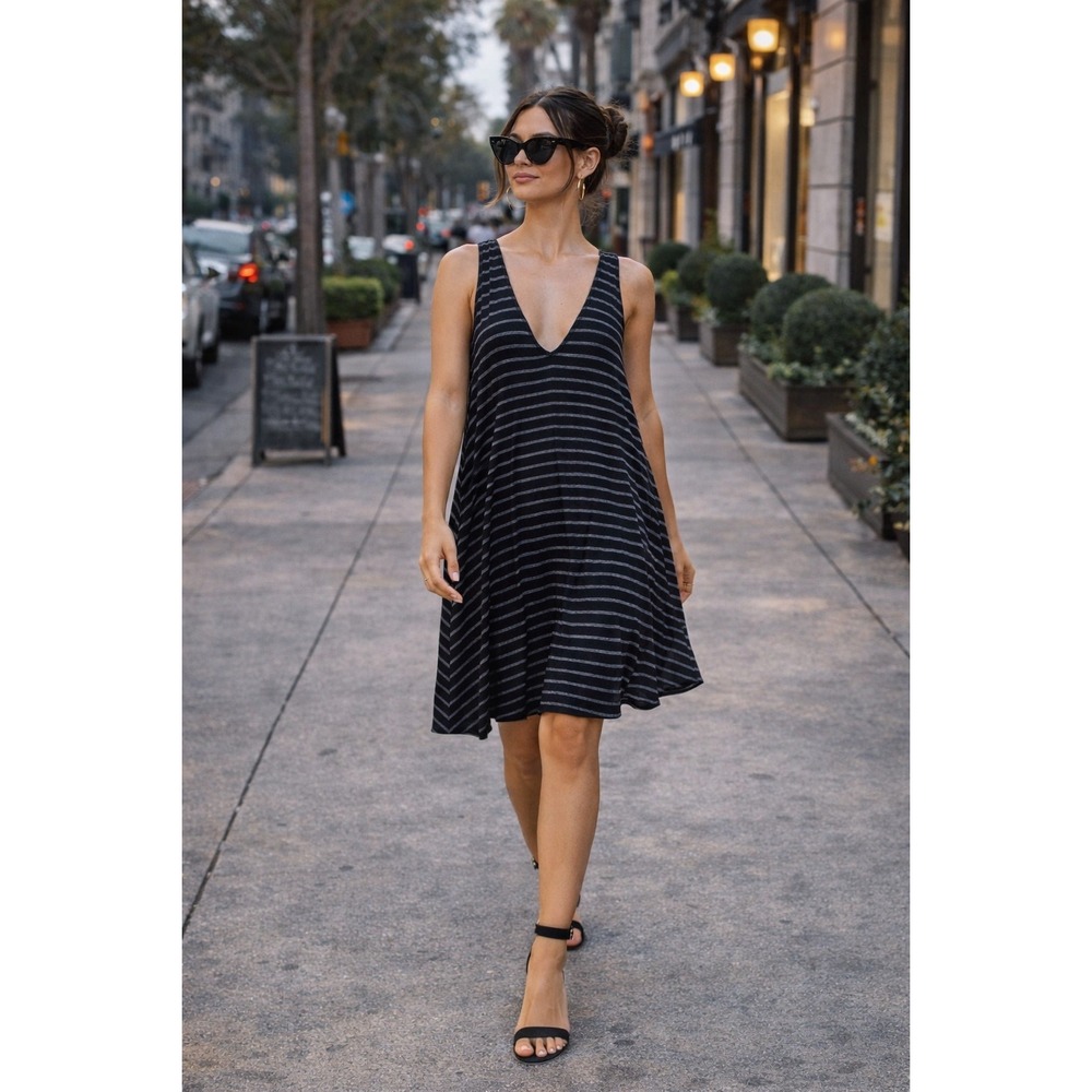 A.L.C. Striped Tent Dress Womens Medium Black V-Neck Sleeveless Cotton Good‎